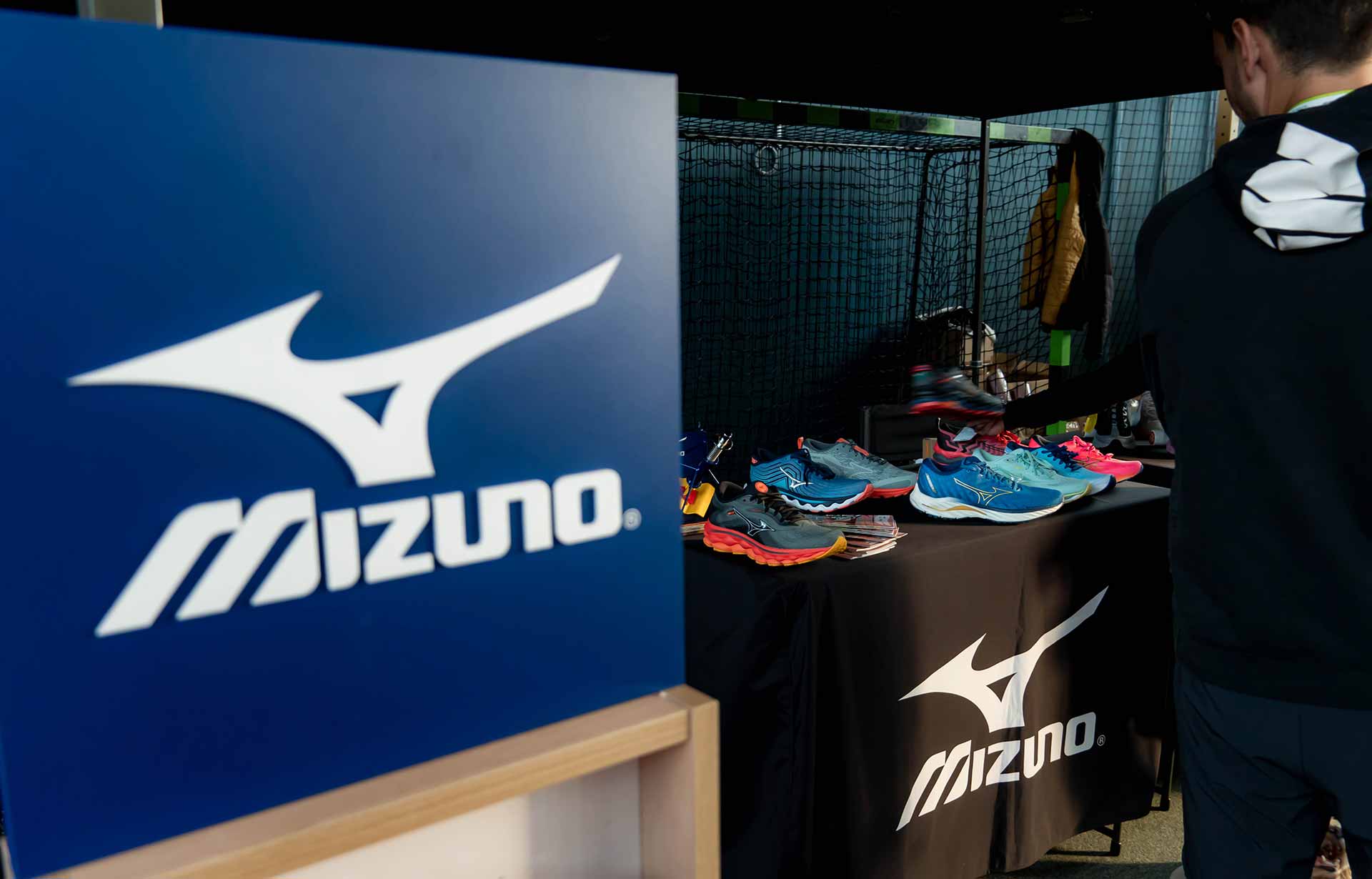 Mali Kraski Maraton Mizuno Merrell 25