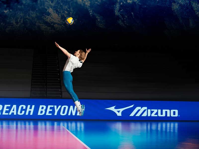 Mizuno SS24 Volleyball Wave Lightning Z8 Frost AV 0322 F2 1