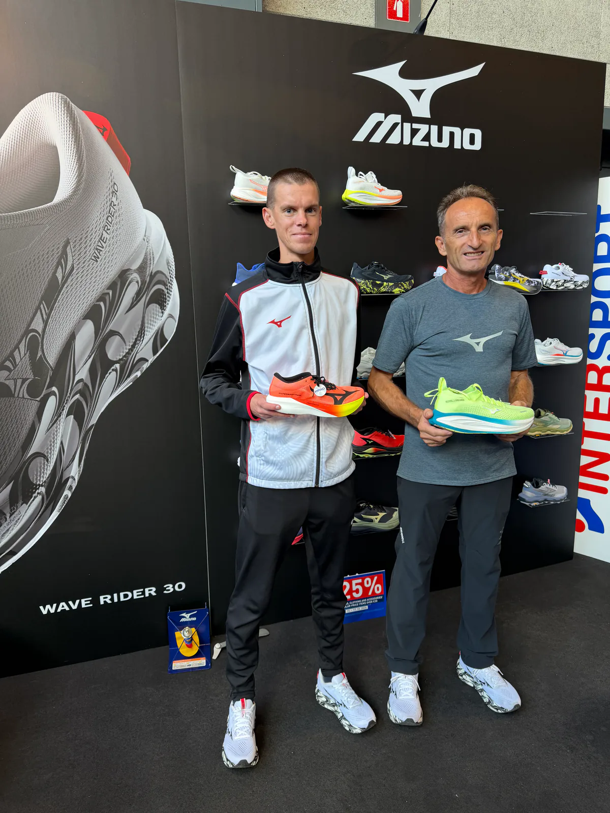 11 mizuno atleta sejem tecem